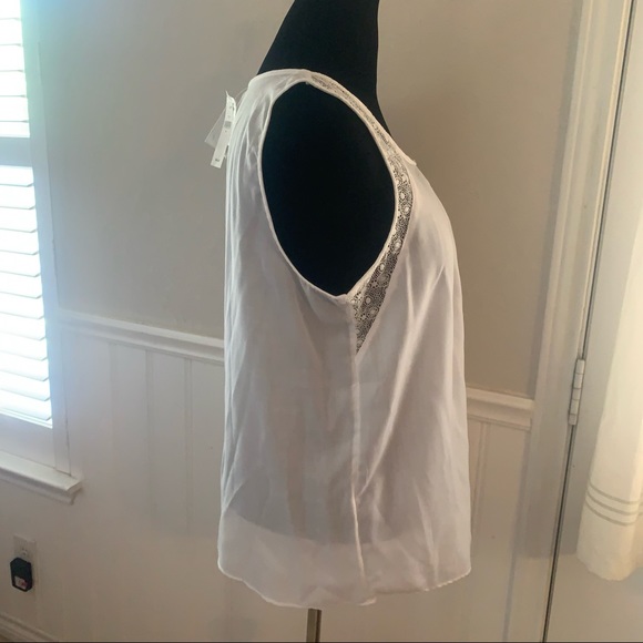 Gap sheer white sleeveless top shirt blouse - Picture 2 of 8